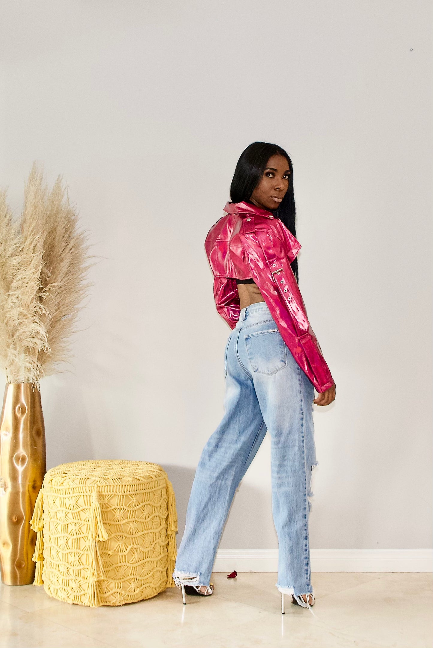 Hot Girl| Cropped Faux Leather Jacket