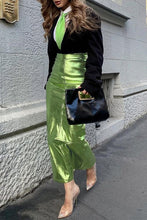Load image into Gallery viewer, Euro Talk| Metallic Faux Leather Skirt
