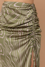 Load image into Gallery viewer, Woodland| Split Maxi Skirt
